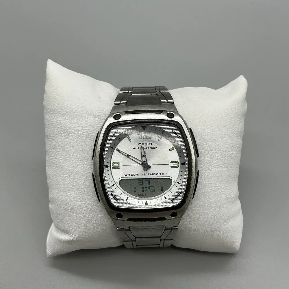 Casio 2747 AW-81 Telememo 30 Mens Watch 39mm Silver Dial Stainless Bracelet 7.5